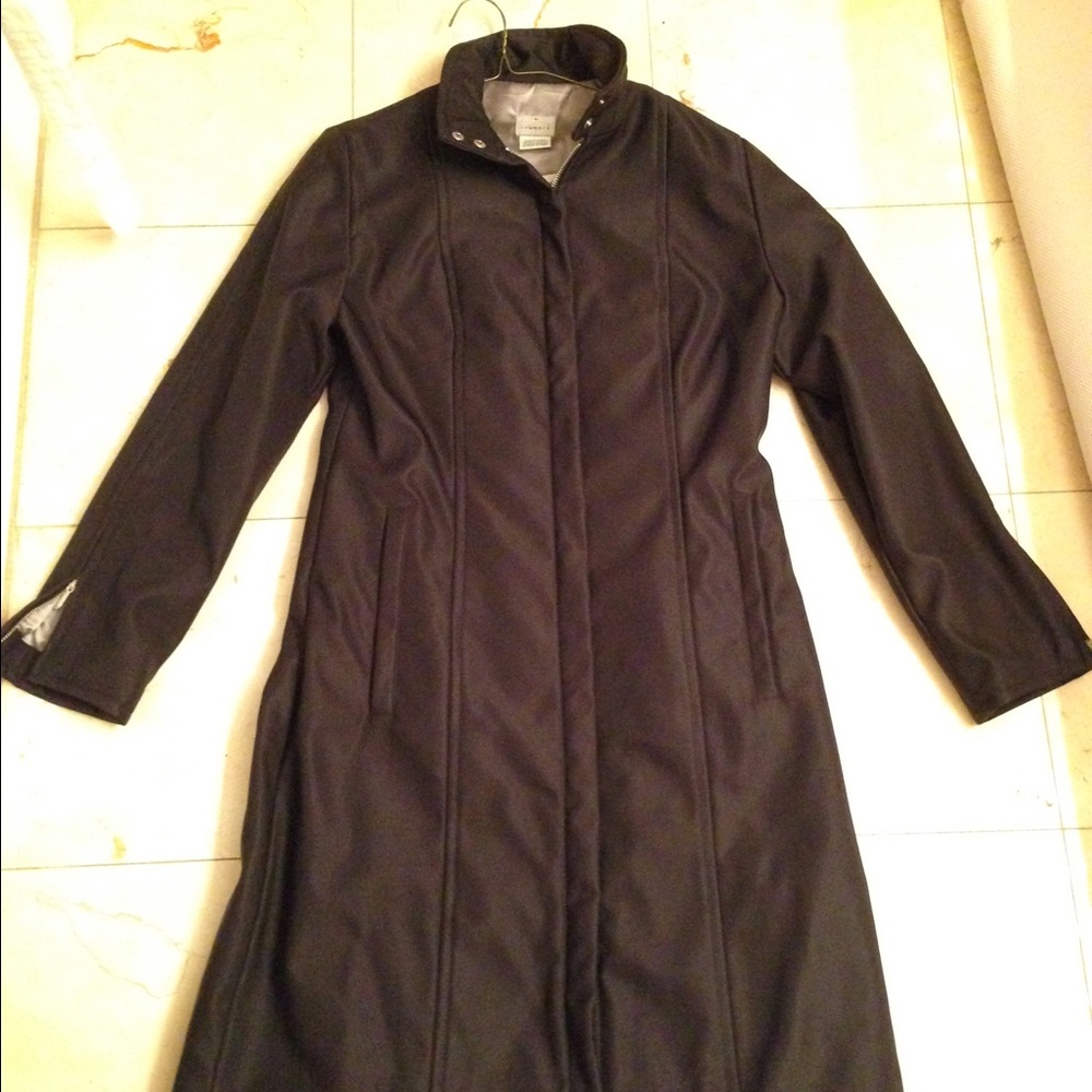 Lactose Weatherproof gorgeous long and stylish winter coat.